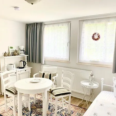 Apartment Kuckuckswinkel- Lilian Schona